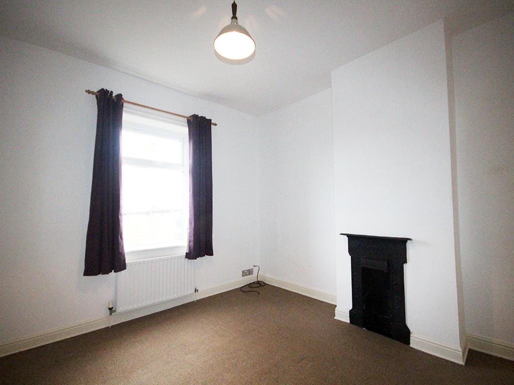 2 bedroom mid terrace house For Sale in Barnoldswick - IMG_7662.jpg